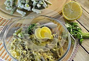 Cooked dish of roasted green beans