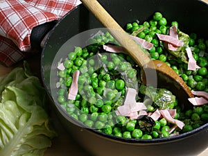 Cooked garden peas