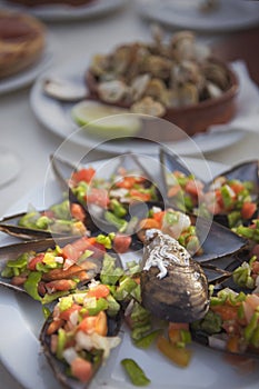 Cooked mussels with vegetables