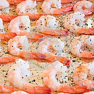 Cooked Shrimp with Herbs