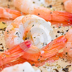 Cooked Shrimp with Herbs