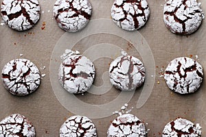 Cookies chocolate cracks freshness. tasty dessert concept. cookies for holidayand christmas