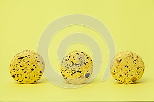 Cookies of yellow color with blue drops