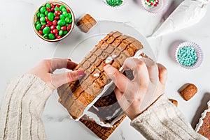 Cooking and decorating gingerbread house