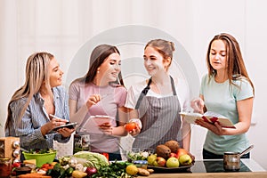 Cooking housewives healthy recipe dieting expert