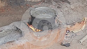 Cooking jaggery - uncentrifuged sugar