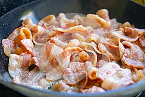 Cooking Raw bacon