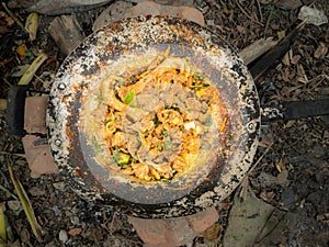 Cooking Red Curry Chicken with Ancient Way