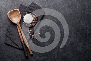 Cooking utensils and spices