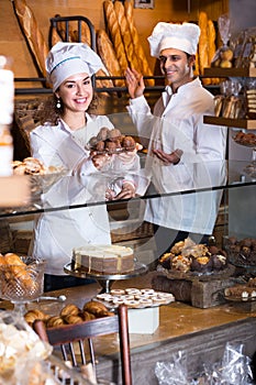 Cooks selling tarts and sweet pastry