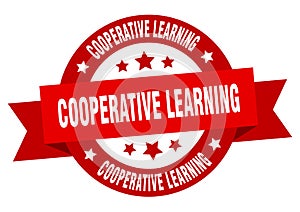 cooperative learning round ribbon isolated label. cooperative learning sign.