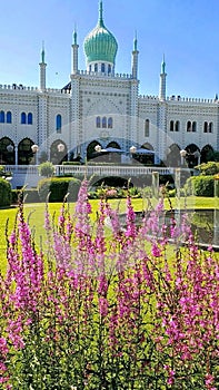 #copenhagen #denmark #architectures #tivoli #park