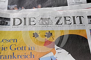 GERMAN DAILY DIE ZEIT PAPER