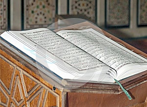 Coran indoor of mosque photo