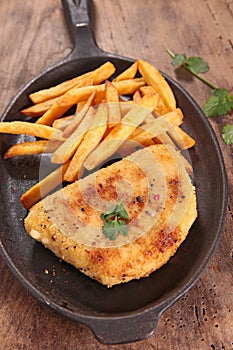 Cordon bleu with fries