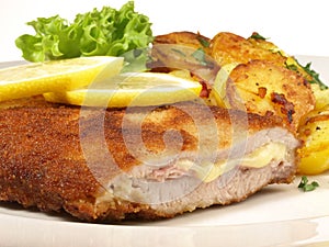 Cordon Bleu with Roast Potatoes