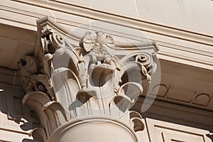 Corinthian column at Oklahoma Capitol