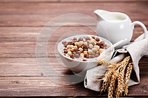 Corn flakes in bowl