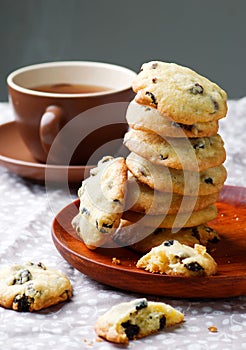 Cornmeal chocolate chunk cookies raisins