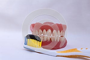 correct tooth cleaning