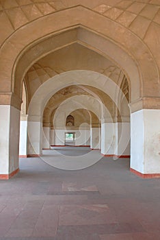 The corridor of arched gallery in the Hindustan style