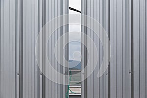 Corrugated Aluminium Metal sheet with the construction field.