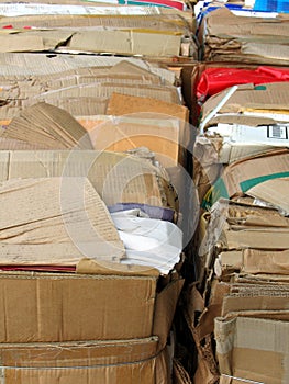 Corrugated paper to recycle
