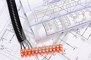 Corrugated pipe and electrical cable with connection cube on drawing
