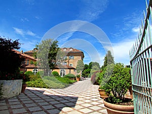 Cortile vecchio monastero photo