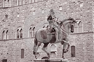 Cosimo I de Medici Equestrian Statue by Giambologna, Florence photo