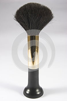 Cosmetic brush