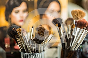 Cosmetic brushes for makeup