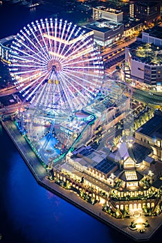 Cosmo Clock 21 ferris wheel at night