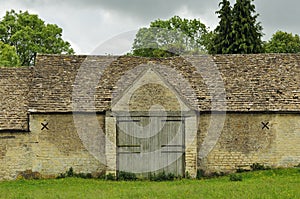 Cotswold Stone Tythe Barn