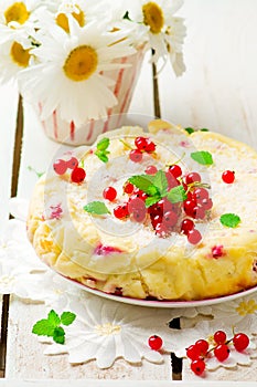 Cottage cheese red currant pie
