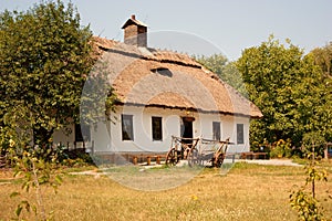 Cottage of wattle