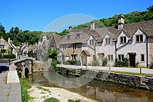 Cottages alongside the river, Castle Comble.