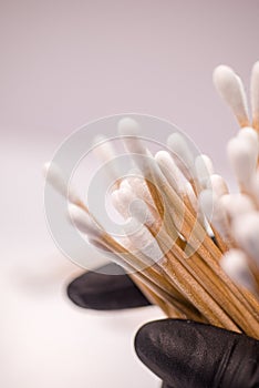 Cotton swabs: a simple tool for everyday care