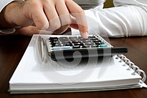 Counting income on calculator