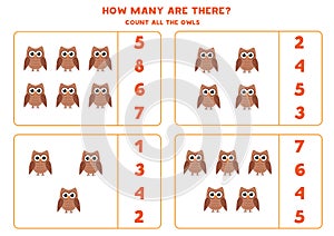 Counting math game with cute cartoon owls.