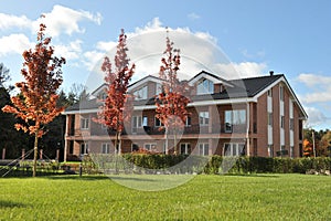 Country-storey residential block brick houses