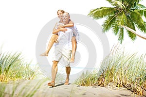 Couple Beach Bonding Getaway Romance Holiday Concept