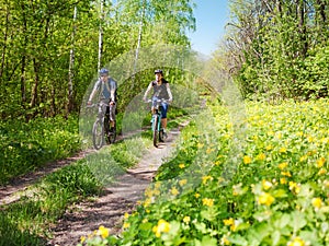 Couple cycling in spring