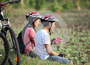 Couple cyclist