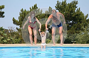 Couple omit child in pool