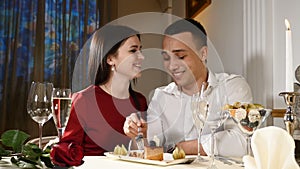 Couple on romantic date in restaurant. Romantic concept. Love affairs. 14 February concept. hd