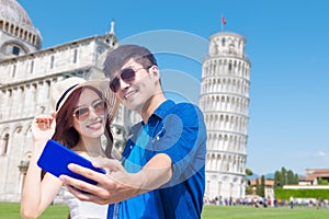 Couple take selfie in Italy