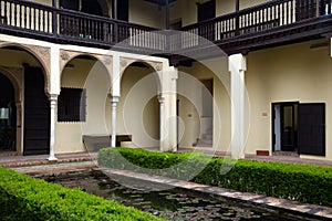 Court of home of Chapiz Casa del Chapiz. Granada photo