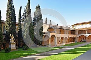 Courtyard of basilica Santa Croce in Florence, Italia