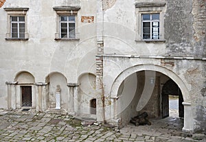 Courtyard and entrance to the Olesko Castle